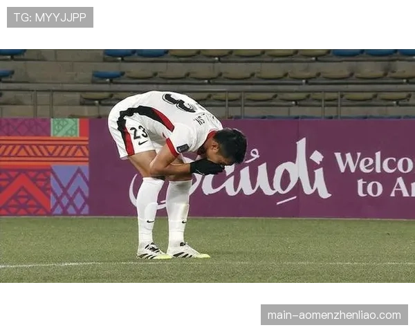 成都蓉城后防彻底重组 索罗金顶替莱切特成新防线核心 成都蓉城后防彻底重组 索罗金顶替莱切特成新防线核心